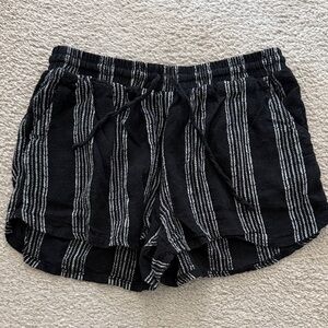 Universal Thread Black and White Striped Shorts